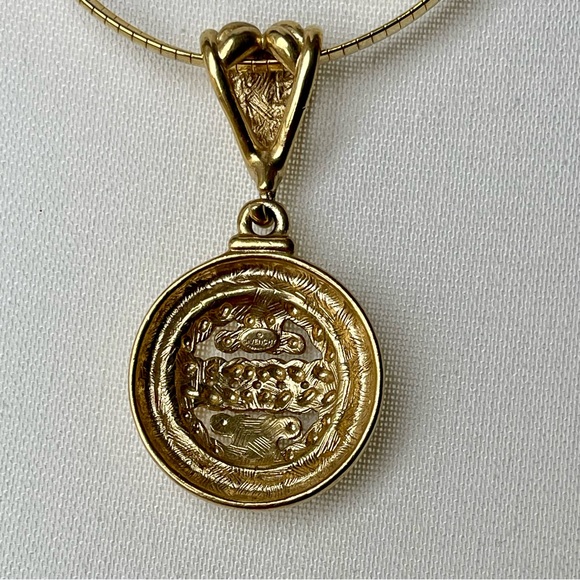 π2x Host Pickπ Vtg GIVENCHY Pendant Thick Rope Gold-Plate Enhancer Omega Chain - Picture 6 of 15